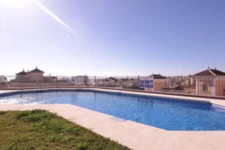 Amplio Apartamento Con Piscina Cerca De La Playa Nerja Dış mekan fotoğraf